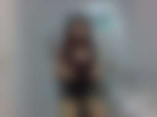Shira's Live Sex Cam Show
