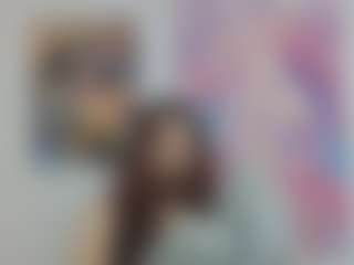 Live cam show with Shira - Petite on xDating