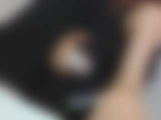 Shira's Live Sex Cam Show