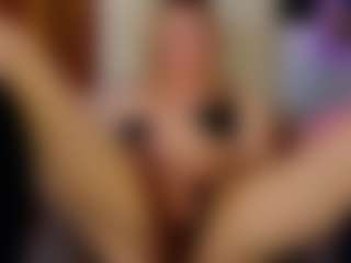 Live cam show with Jade - Facial Piercings on CamSextacy