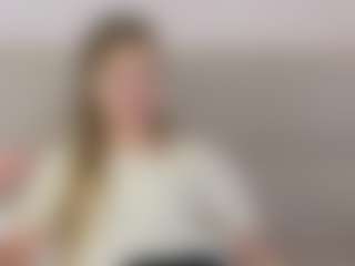 LunaBruoks's Live Sex Cam Show