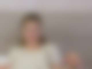 LunaBruoks's Live Sex Cam Show