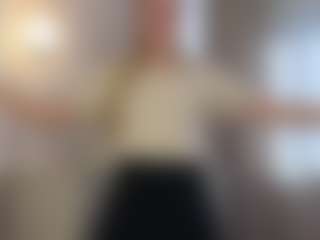 LunaBruoks's Live Sex Cam Show