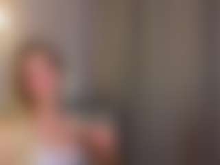 Live cam show with LunaBruoks - Strip Blonde Hair on liverealitysex.com