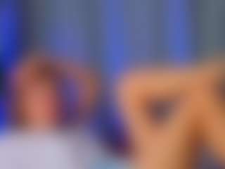 Live cam show with LunaBruoks - New Teen (18+) on fuklive.com