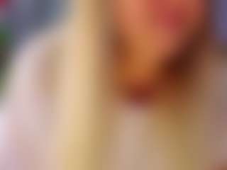 LunaBruoksとのライブチャットショー - CamsodaのNew Orgasm