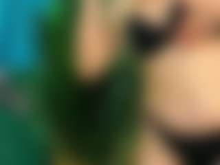 LunaBruoks's Live Sex Cam Show