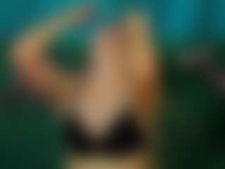 LunaBruoks's Live Sex Cam Show