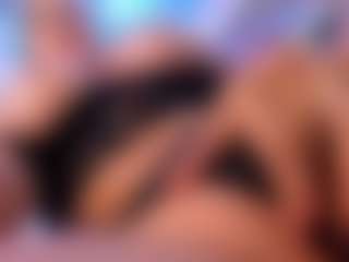 Live cam show with manuelasantos - Brown Eyes on Camsoda