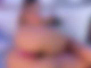 Live cam show with manuelasantos - HD Brown Hair on Camsoda