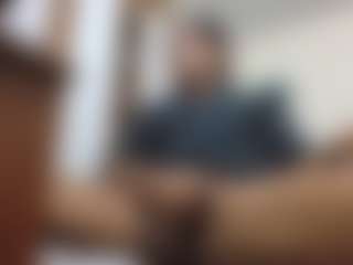Live cam show with RhinoSexx - Tease on Camsoda