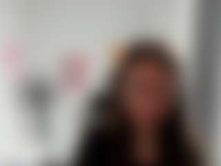 Live cam show with SamanthaDiamond - Average on justonemore.cc