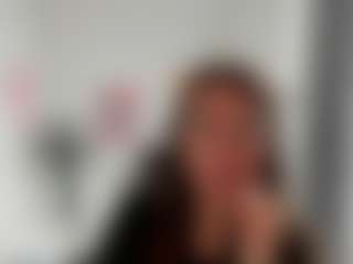 Live cam show with SamanthaDiamond - Erotic Dance on justonemore.cc