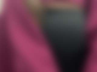 Live cam show with ShanaeHilfiker - New Shaved Pussy on livesuperchat.net