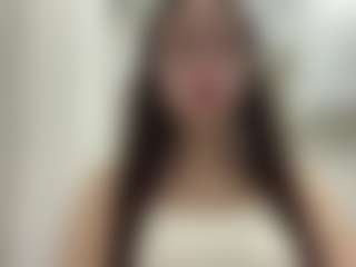 Live cam show with ShanaeHilfiker - Teen (18+) on CamSextacy