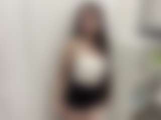 ShanaeHilfiker's Live Sex Cam Show