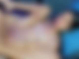 Live cam show with SonyaWilliiams - Brown Eyes on Camsoda