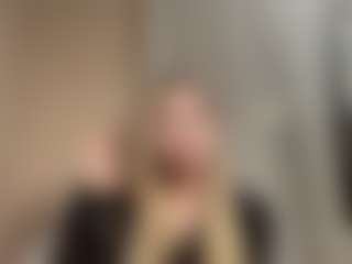 Live cam show with Sophia - Skinny on madthumbs