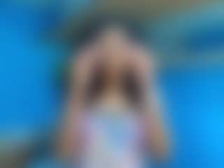 Live cam show with Aurora-Vance - New Brown Eyes on Milfs Live