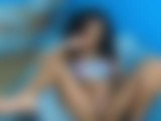 Aurora-Vance's Live Sex Cam Show