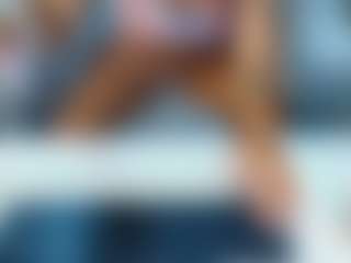 Aurora-Vance's Live Sex Cam Show