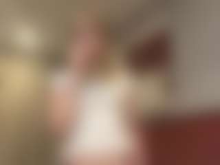 Live cam show with AuroreGlaeser - Blonde Hair Big Tits on sexylive.show