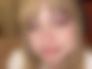 Live cam show with AuroreGlaeser - New Big Ass on liverealitysex.com