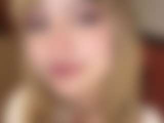 AuroreGlaeser's Live Sex Cam Show