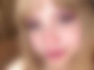 AuroreGlaeser's Live Sex Cam Show