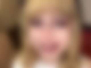 AuroreGlaeser's Live Sex Cam Show