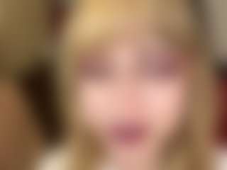AuroreGlaeser's Live Sex Cam Show