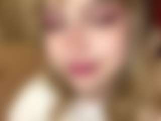 AuroreGlaeser's Live Sex Cam Show