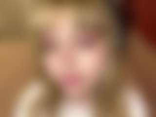 AuroreGlaeser's Live Sex Cam Show