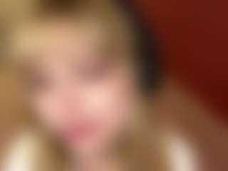 AuroreGlaeser's Live Sex Cam Show