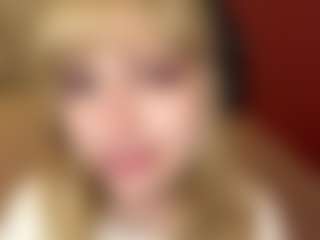 AuroreGlaeser's Live Sex Cam Show