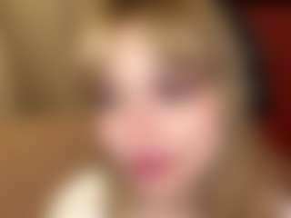 AuroreGlaeser's Live Sex Cam Show