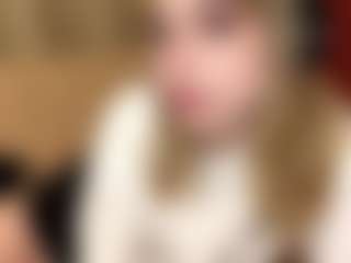 AuroreGlaeser's Live Sex Cam Show