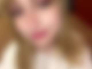 AuroreGlaeser's Live Sex Cam Show