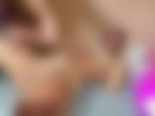 Live cam show with cielo-wow - Flashing on crypto-cams