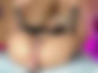 Live cam show with cielo-wow - Eating Pussy on https://playwithruby.com