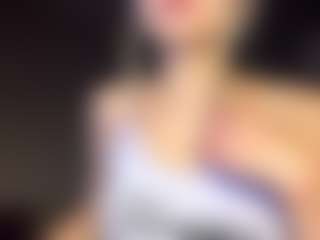 Live cam show with Sarah - Sexwebcam Teen (18+) on Cam Slut