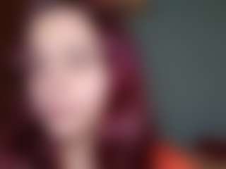 Live cam show with DiamondWeather - New Squirt on CamClone