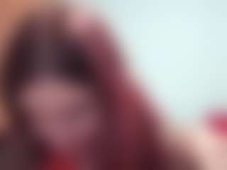 Live cam show with DiamondWeather - Fingers on Hubzter Live