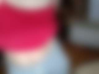 Live cam show with DiamondWeather - Spy Petite on StripNow