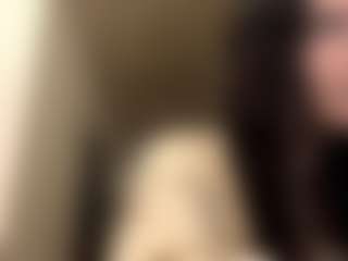 EleaseBabicz's Live Sex Cam Show