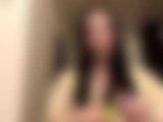 EleaseBabicz's Live Sex Cam Show