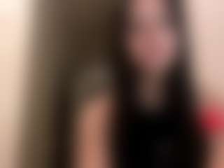 Live cam show with EleaseBabicz - Moaning on Milfs Live