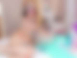 Nahomi-Baxter's Live Sex Cam Show