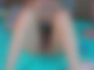 Nahomi-Baxter's Live Sex Cam Show