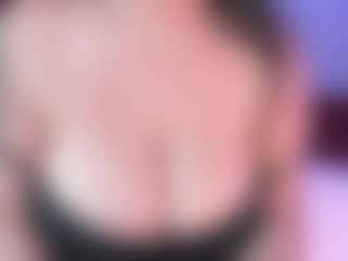 StarfireLo's Live Sex Cam Show